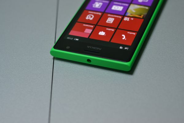 Обзор смартфона Nokia Lumia 730