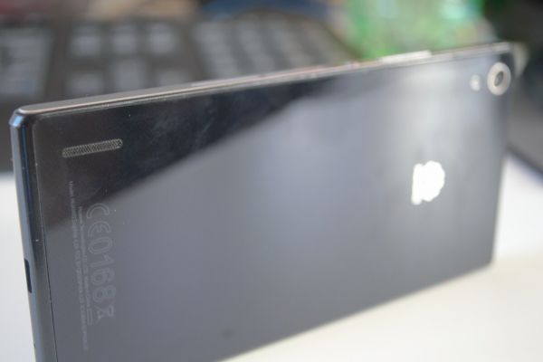 Обзор Huawei P7