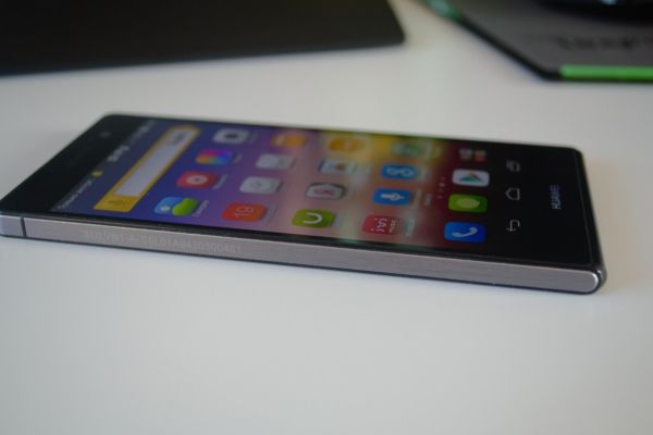 Обзор Huawei P7