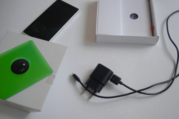 Обзор Nokia Lumia 830