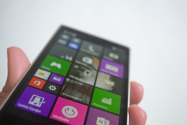 Обзор Nokia Lumia 830