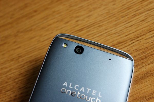 Обзор ALCATEL ONETOUCH Idol Alpha