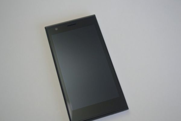 Обзор смартфона Jolla