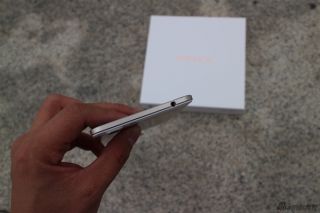 Первые живые фотографии нового рекордсмена по тонкости Vivo X5 Max
