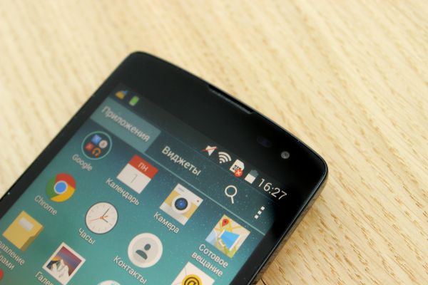 Обзор LG L Fino