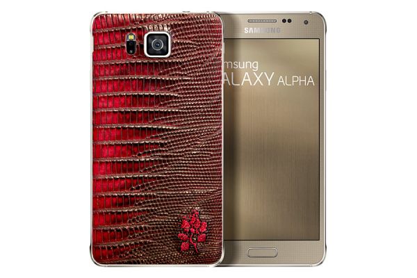 Samsung выпустит лимитированное издание GALAXY Alpha с отделкой из змеиной кожи