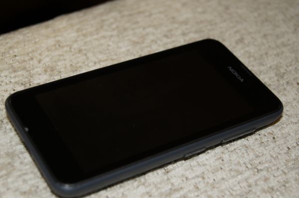 Обзор Nokia Lumia 530