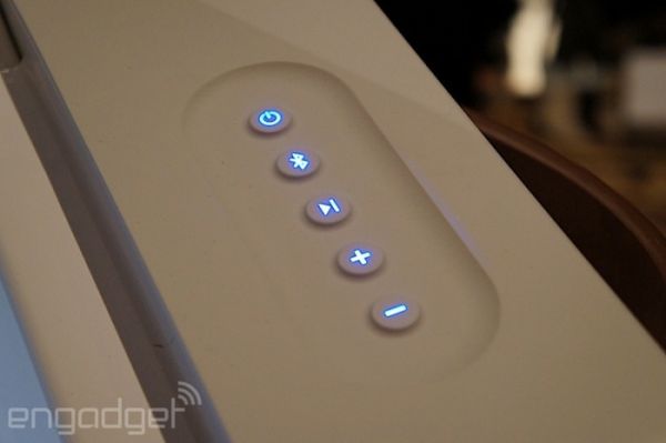 CES 2015: Bluetooth-колонка, зарядка и холодильник для пива в одном флаконе