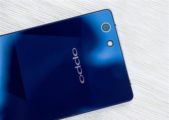 OPPO R1C — отличный середнячок с сапфиром в корпусе