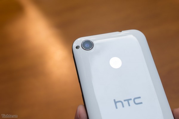 Фотогалерея: HTC Desire 320