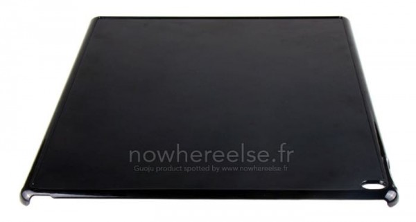 В сеть попали фотографии чехлов для 12-дюймового iPad