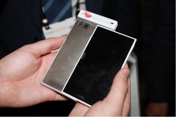 Project Ara: фотографии с MWC 2015
