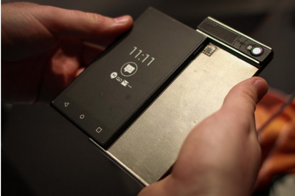 Project Ara: фотографии с MWC 2015