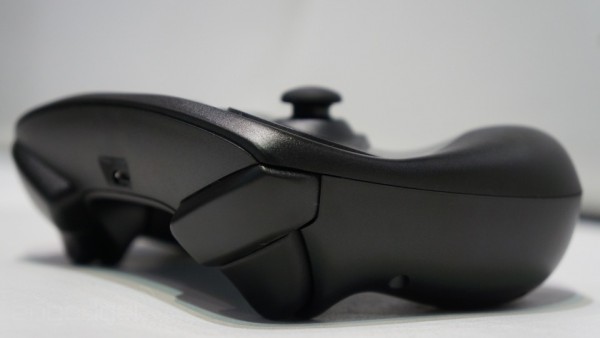 Valve показала финальную версию Steam Controller