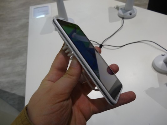 Фотографии и технические характеристики Acer Liquid Z520