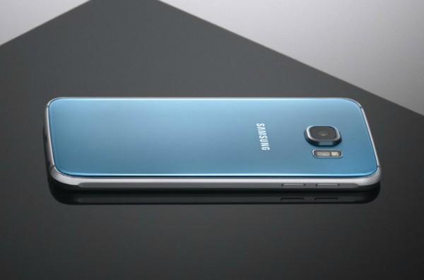 Samsung переходит на премиальные материалы для своей продукции