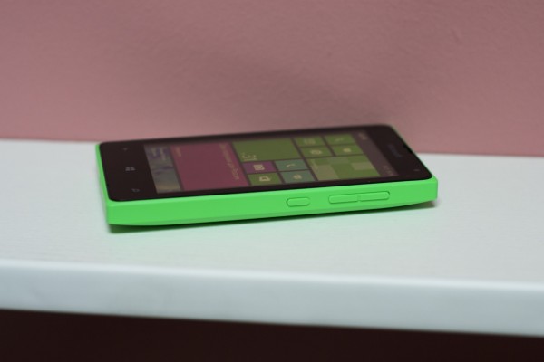 Обзор смартфона Microsoft Lumia 435
