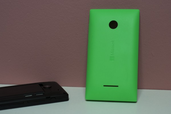 Обзор смартфона Microsoft Lumia 435