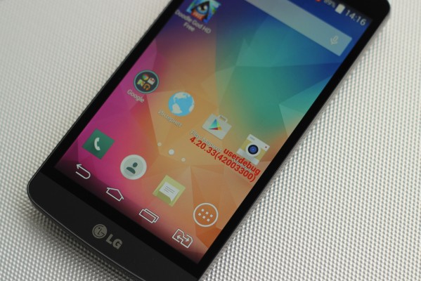 Обзор LG L Bello