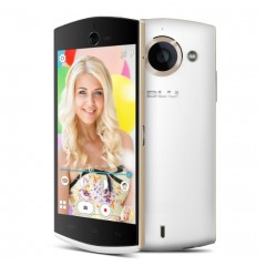 Смартфон BLU Selfie с 13 мп фронтальной камерой по цене 9,99