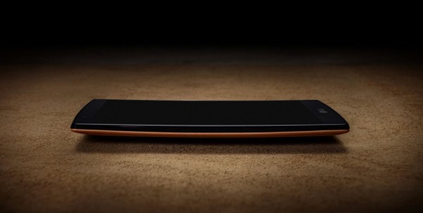 Официально представлен флагманский смартфон LG G4