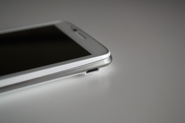 Обзор Haier W818