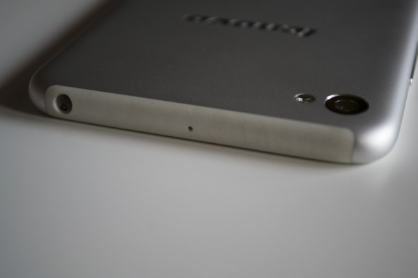 Обзор Lenovo S90