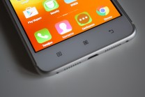 Обзор Lenovo S90