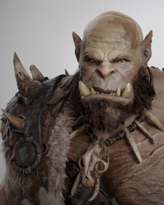 Показаны изображения из фильма Warcraft