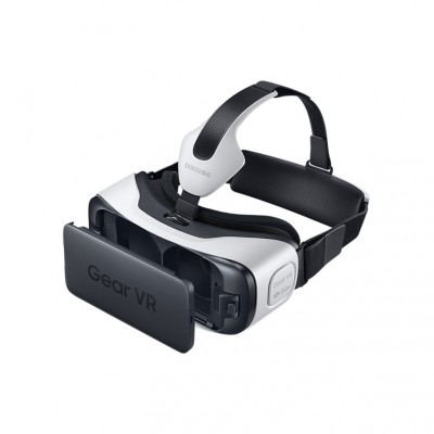 Шлем виртуальной реальности Samsung Gear VR уже продается в Украине