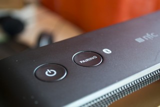 Обзор беспроводной колонки Philips BT5880B