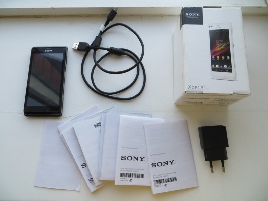 Обзор SONY Xperia L