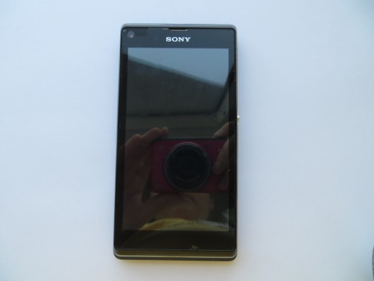 Обзор SONY Xperia L