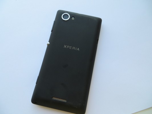 Обзор SONY Xperia L