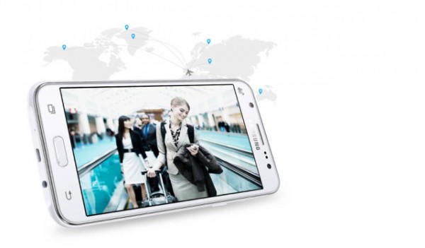Samsung анонсировала смартфоны Galaxy J5 and J7