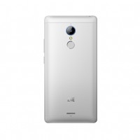 ZTE V3: бюджетные смартфоны с металлическим корпусом и сканером отпечатков пальцев
