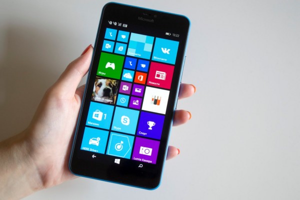 Обзор Microsoft 640 XL Dual SIM