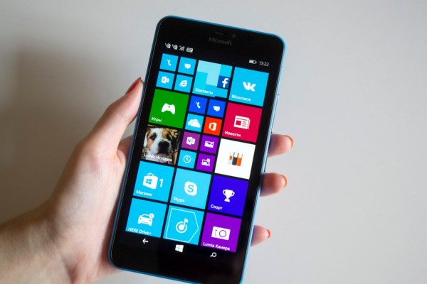 Обзор Microsoft 640 XL Dual SIM