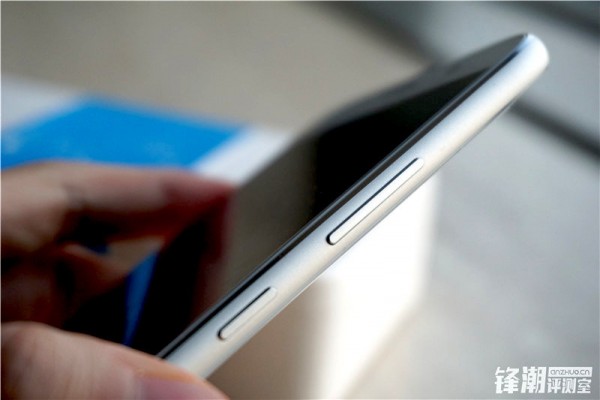 Предварительный обзор смартфона ZUK Z1