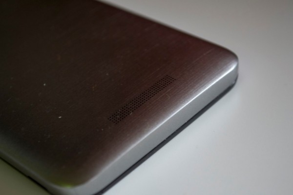 Обзор Micromax Canvas Power AQ5001