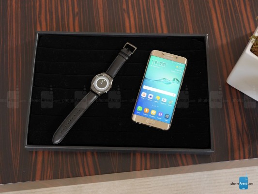 Фото и видео новых Samsung Gear S2