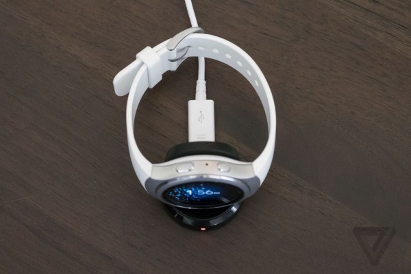 Фото и видео новых Samsung Gear S2