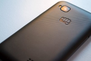 Обзор Micromax S300 Bolt