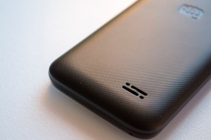 Обзор Micromax S300 Bolt