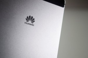 Обзор Huawei P8
