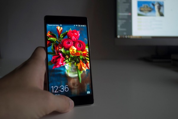 Обзор Huawei P8