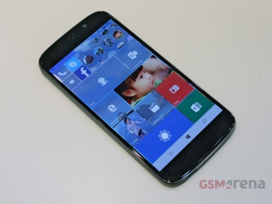Смартфон Acer Jade Primo будет поставляться с док-станцией, клавиатурой и мышью для Continuum