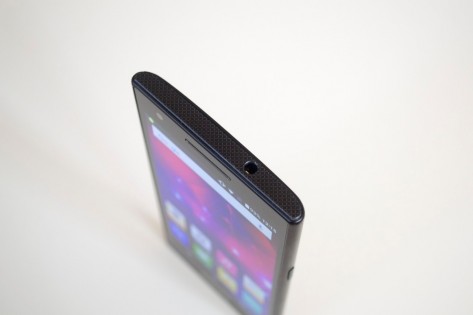 Обзор Philips S396