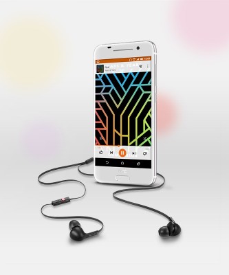В России появился смартфон HTC One A9
