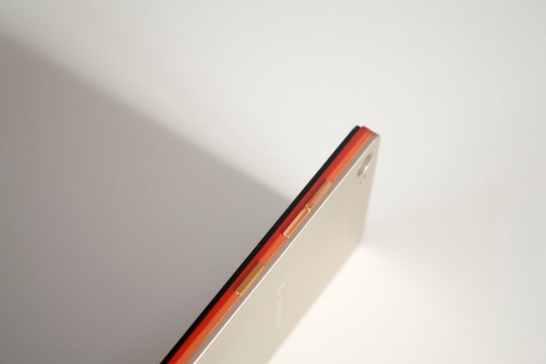 Обзор Lenovo VIBE X2
